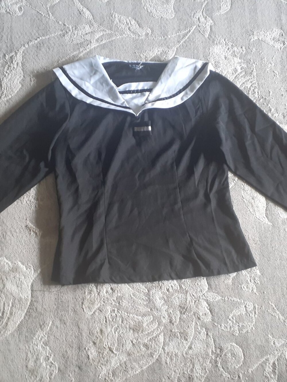 Black and white sailor top